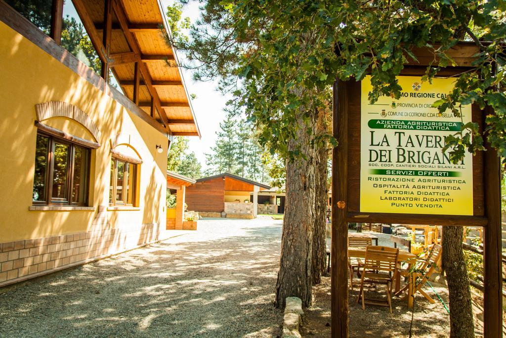 Cotronei La Taverna Dei Briganti酒店 外观 照片